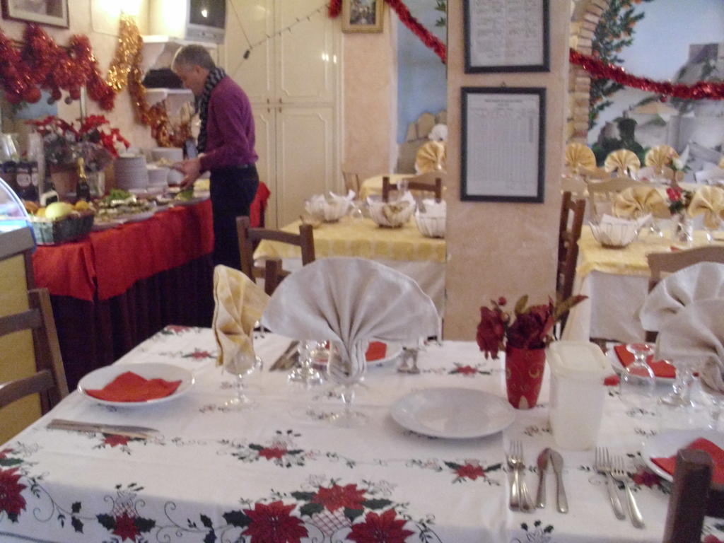 Pensione S. Antonio Ristorante Silvia Furci Siculo Eksteriør billede