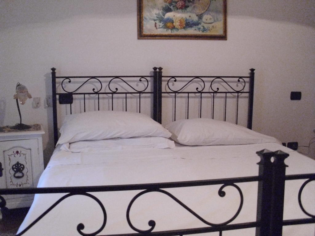 Pensione S. Antonio Ristorante Silvia Furci Siculo Værelse billede