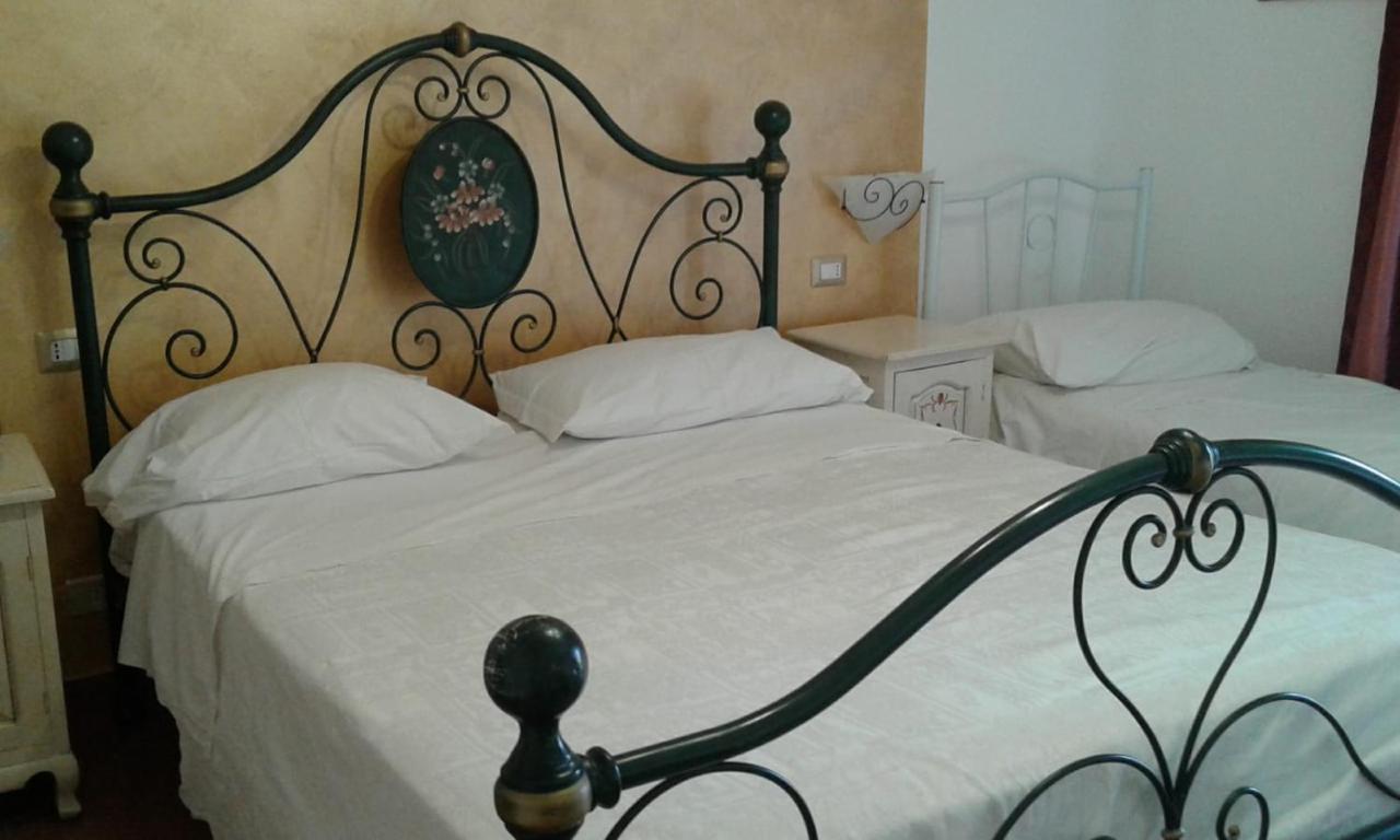 Pensione S. Antonio Ristorante Silvia Furci Siculo Eksteriør billede